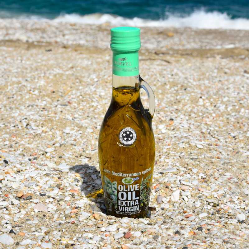 ΚΟΡΒΕΛ Ελαιόλαδο με Μεσογειακά Βότανα – Αμφορέας 250 ml